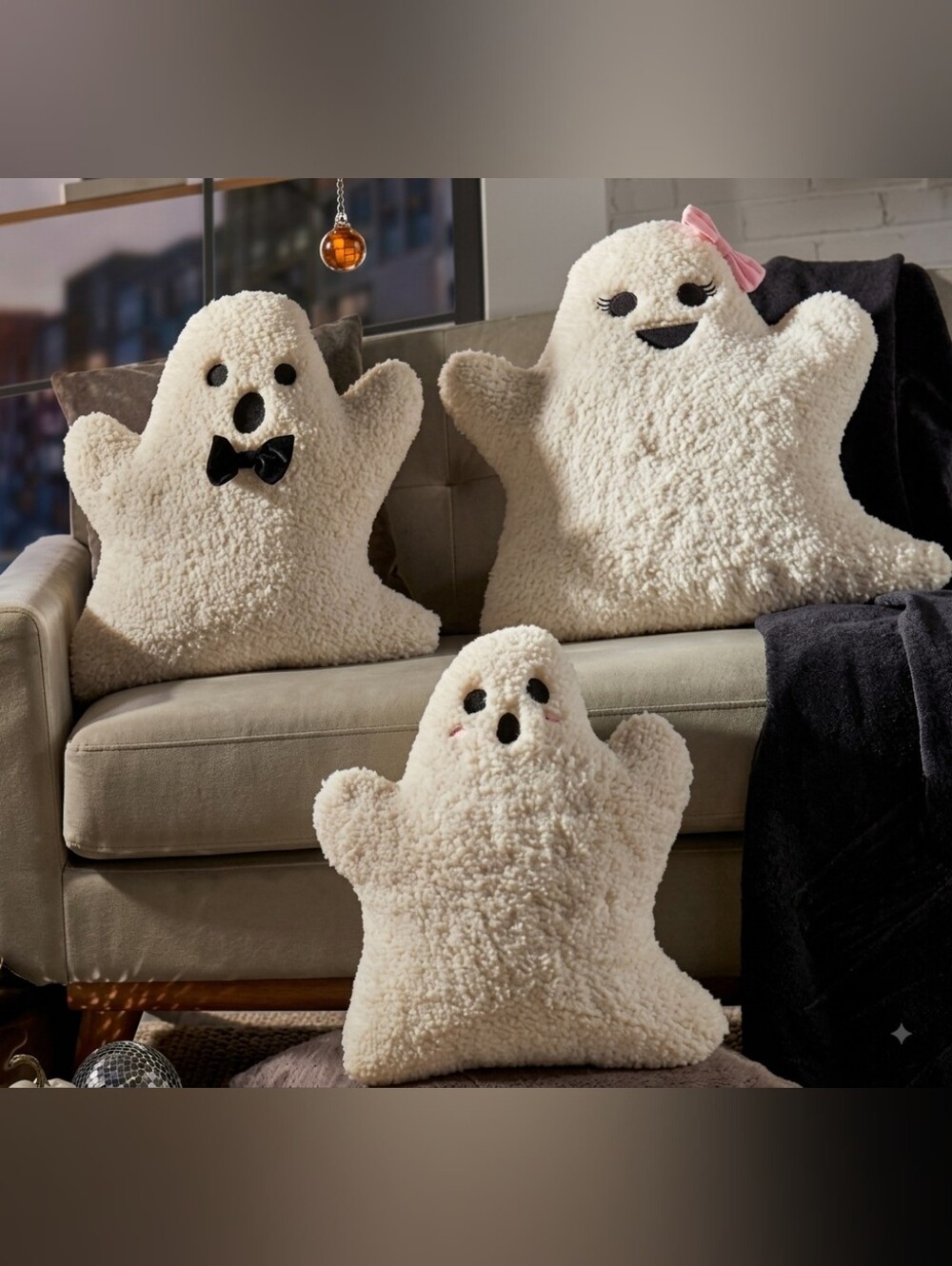 Novogratz Ghost Family Pillows 3 Pc Halloween